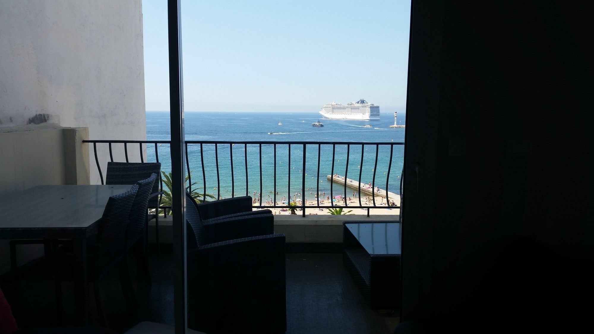 Azur Hoursing Appartamento